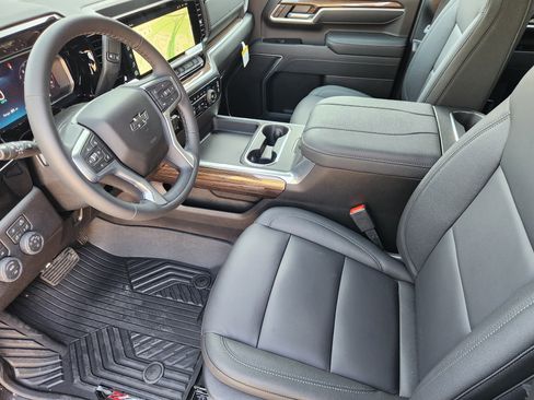 New 2026 Chevrolet Silverado 2500 LT w/ Trail Boss Package image 4