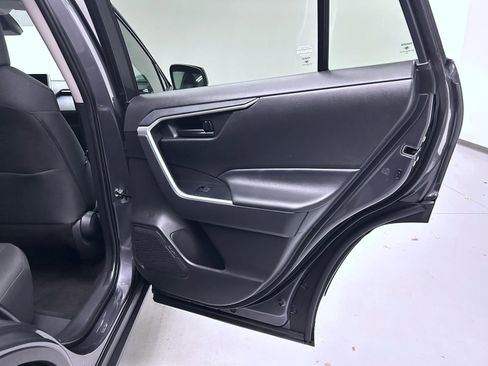 Used 2024 Toyota RAV4 LE image 17