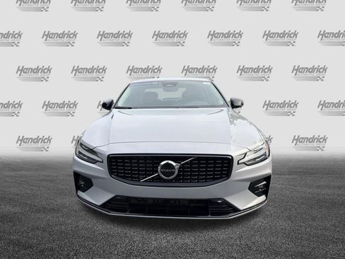 Certified 2024 Volvo S60 B5 Core AWD/4WD image 3