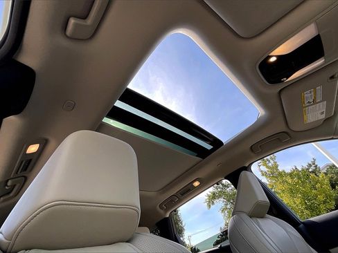 Certified 2025 INFINITI QX60 Luxe image 24