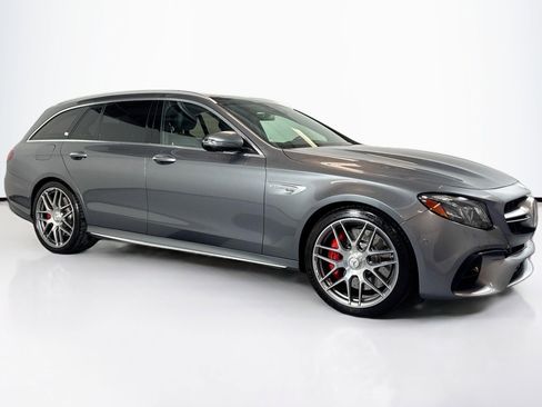 Certified 2020 Mercedes-Benz E 63 AMG S image 3