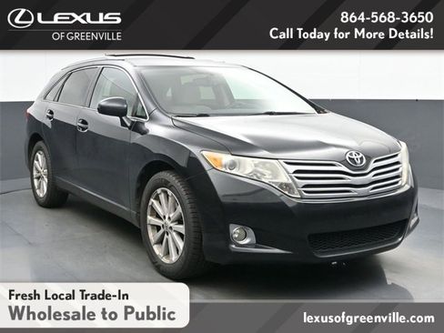 Used 2010 Toyota Venza image 2