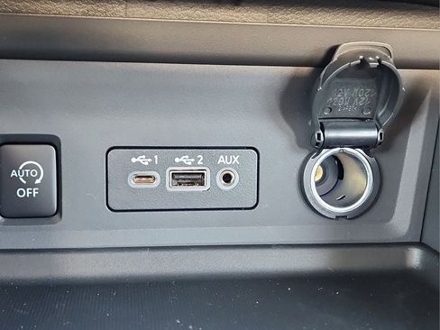 New 2025 Nissan Sentra SV w/ All-Weather Package FWD image 10