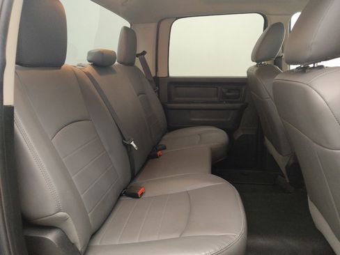 Used 2018 RAM 1500 Tradesman image 19