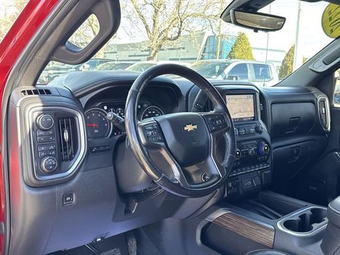 Used 2022 Chevrolet Silverado 1500 High Country w/ Technology Package image 20
