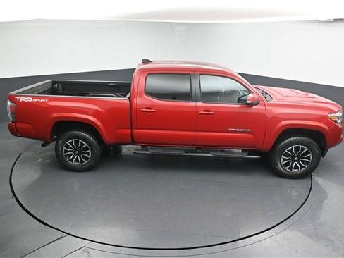 Used 2022 Toyota Tacoma TRD Sport image 28