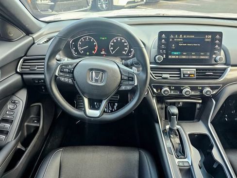 Used 2019 Honda Accord Sport image 31