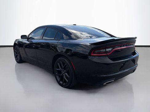 Used 2022 Dodge Charger SXT w/ Blacktop Package image 6