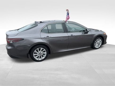 Used 2024 Toyota Camry LE image 19