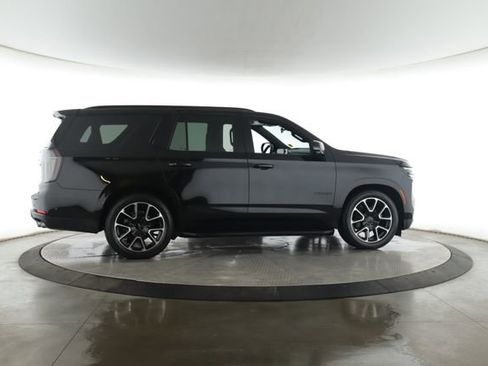 Used 2025 Chevrolet Tahoe RST w/ RST Capability Package AWD/4WD image 2