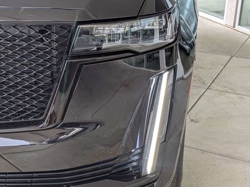 Certified 2023 Cadillac Escalade Sport Platinum w/ LPO, ONYX Package AWD/4WD image 9