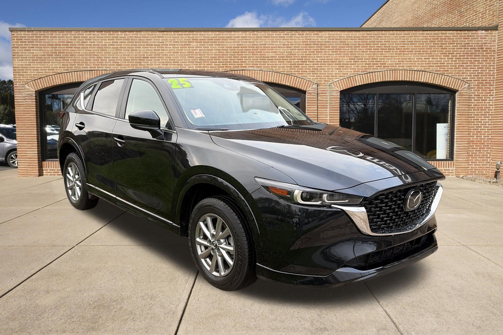 Used 2025 MAZDA CX-5 AWD 2.5 S w/ Preferred Package image 1