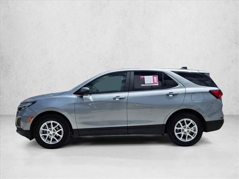 Used 2023 Chevrolet Equinox LT FWD image 8