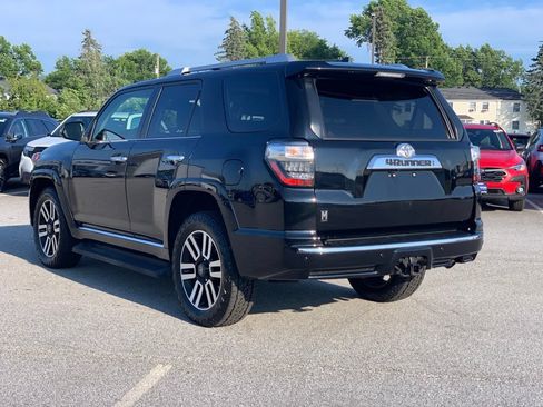 Used 2024 Toyota 4Runner Limited AWD/4WD image 5