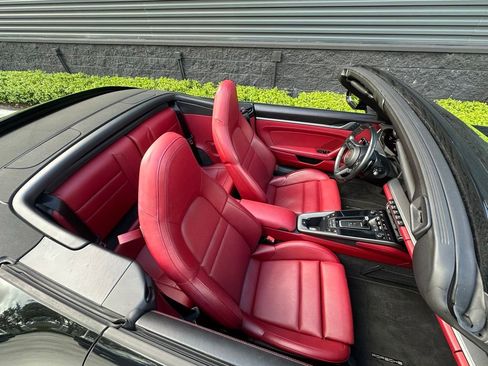 Certified 2022 Porsche 911 Carrera S RWD image 13