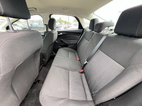Used 2018 Ford Focus SE FWD image 20