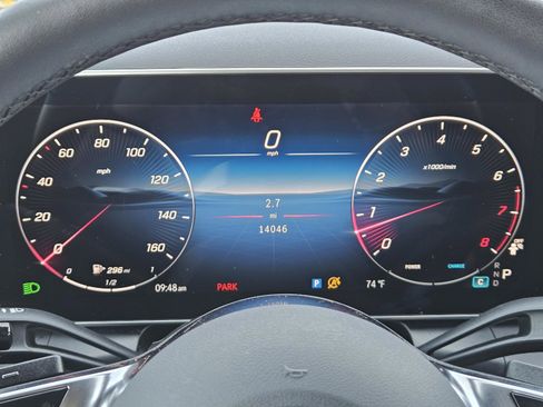 Certified 2025 Mercedes-Benz GLC 300 image 11