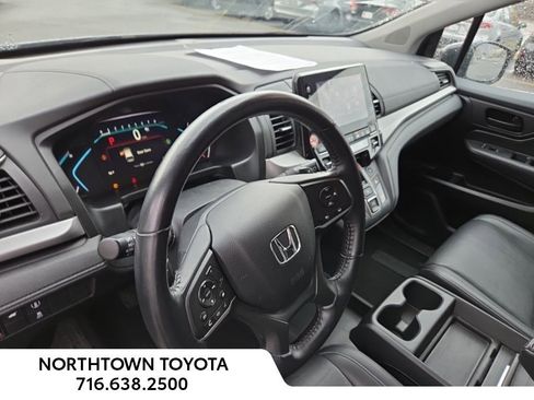 Used 2024 Honda Odyssey EX-L image 15