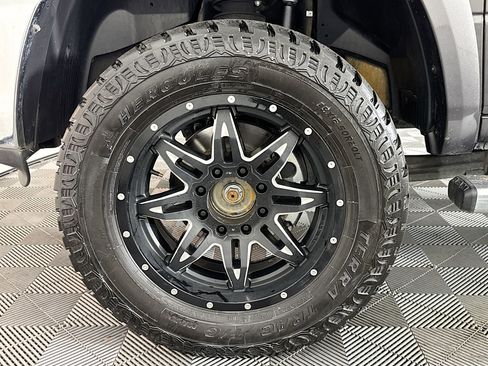 Used 2017 RAM 2500 Laramie w/ Convenience Group image 67