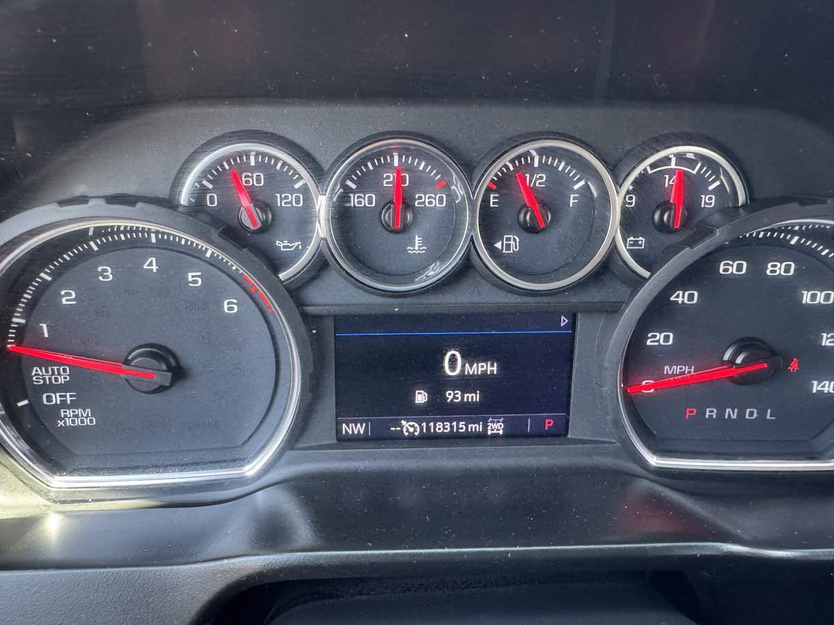 Used 2021 Chevrolet Silverado 1500 RST AWD/4WD image 25