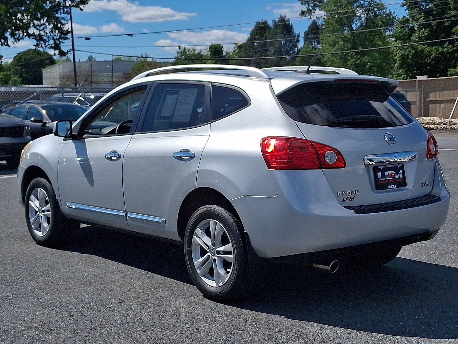 Used 2012 Nissan Rogue SV w/ Premium Pkg AWD/4WD image 6