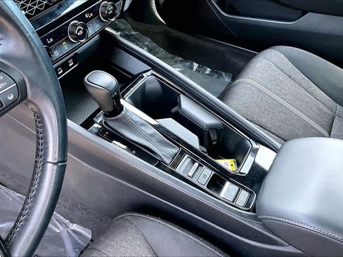 Used 2024 Honda Accord Sport image 16