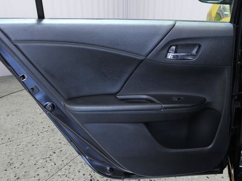 Used 2015 Honda Accord Sport image 44