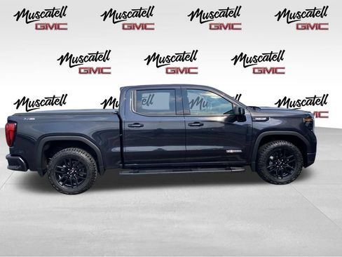 Used 2023 GMC Sierra 1500 Elevation w/ Elevation Premium Package AWD/4WD image 9