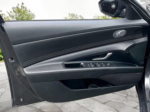 Used 2021 Hyundai Elantra SEL w/ Convenience + Premium Package FWD image 21