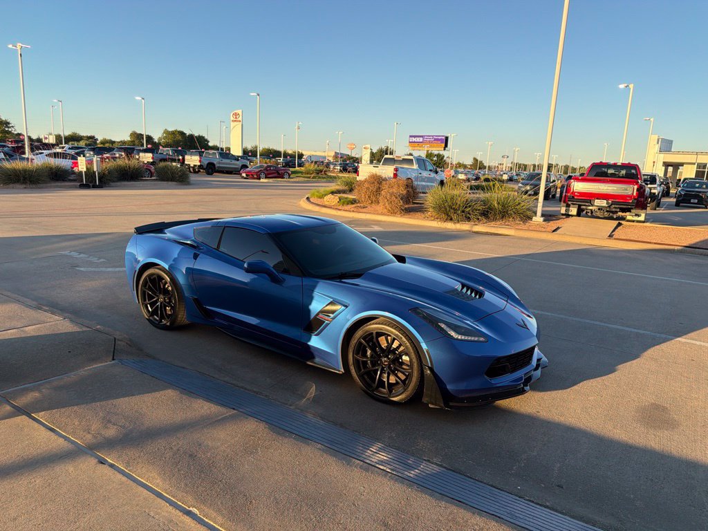 Used 2019 Chevrolet Corvette Grand Sport w/ Carbon Flash Badge Package RWD image 1