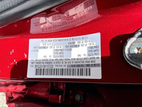 Used 2017 Toyota Yaris iA image 30