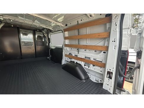 Used 2024 Ford Transit 250 Base w/ Exterior Upgrade Package image 34