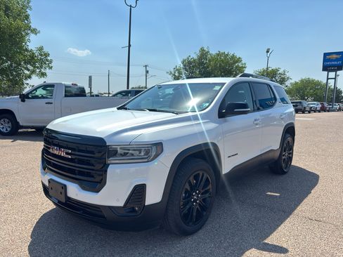Certified 2022 GMC Acadia SLT w/ Elevation Edition AWD/4WD image 4