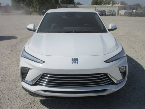 New 2026 Buick Envista Preferred image 11