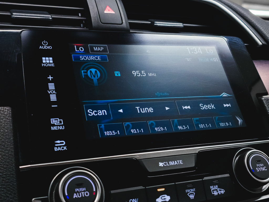 Used 2016 Honda Civic Touring image 26