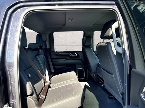 Used 2024 Chevrolet Silverado 2500 LTZ image 5