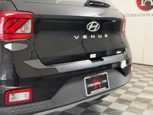 New 2026 Hyundai Venue SEL FWD image 10