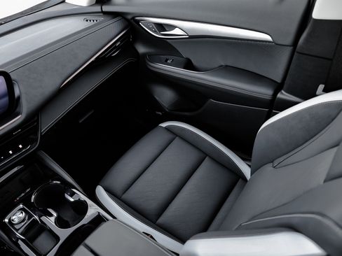 New 2025 Buick Envision Sport Touring image 35