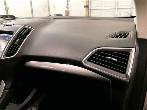 Used 2015 Ford Edge SEL w/ Equipment Group 201A AWD/4WD image 15