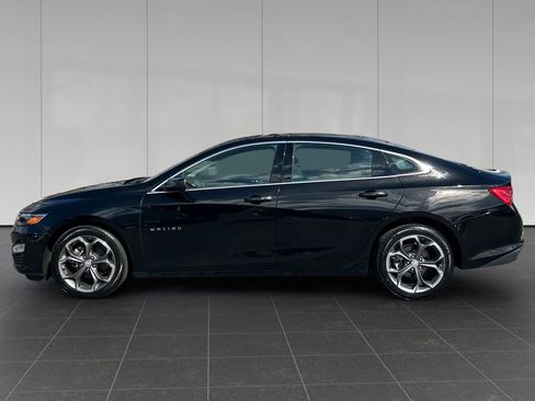 Used 2024 Chevrolet Malibu LT FWD image 2