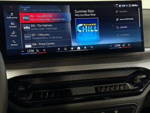 Used 2025 BMW M240i xDrive Coupe image 19