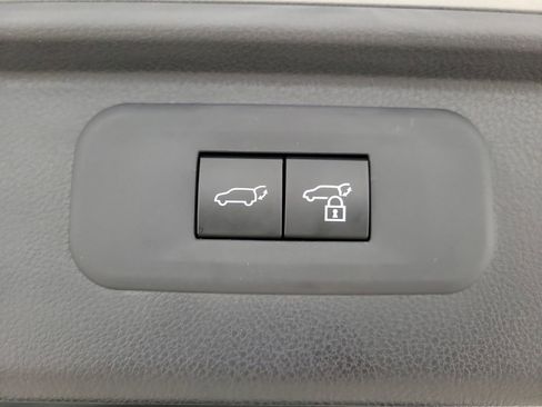 Used 2024 Toyota Grand Highlander XLE image 11