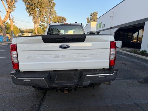 Used 2022 Ford F250 XL w/ Power Equipment Group image 9