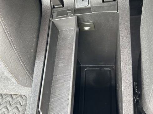Used 2023 Chevrolet Equinox LT AWD/4WD image 21