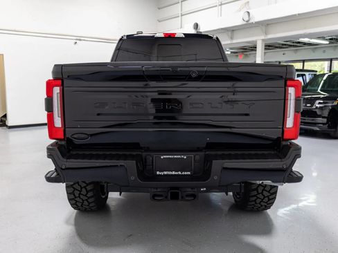 Used 2025 Ford F250 Platinum AWD/4WD image 21