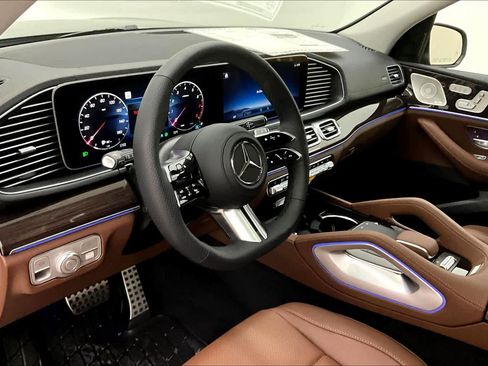 New 2026 Mercedes-Benz GLS 450 GLS 450 image 8