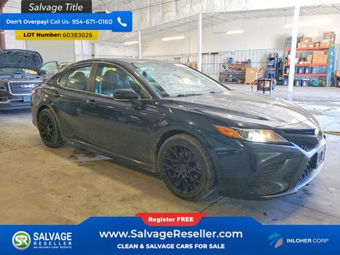 Used 2020 Toyota Camry SE w/ Audio Package AWD/4WD image 5