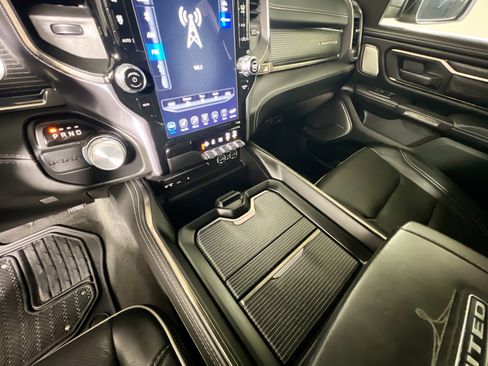 Used 2019 RAM 1500 Limited image 26