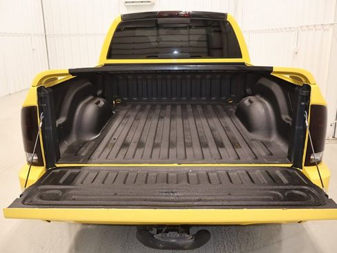 Used 2005 Dodge Ram 1500 Truck 2WD Quad Cab image 31