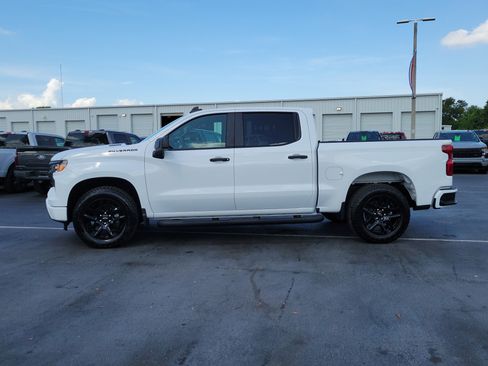 Used 2026 Chevrolet Silverado 1500 Custom w/ Turbomax Blackout Package RWD image 6